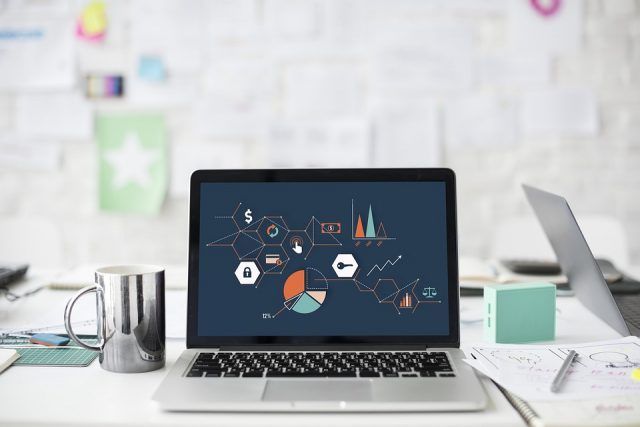 Muchas son las personas que no saben que es este tipo de inteligencia. Nosotros estamos para poder enseñarte cómo aplicar la inteligencia emocional en el trabajo para que tú día a día sea mejor.
