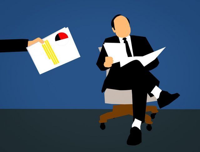 Muchas son las personas que no saben que es este tipo de inteligencia. Nosotros estamos para poder enseñarte cómo aplicar la inteligencia emocional en el trabajo para que tú día a día sea mejor.