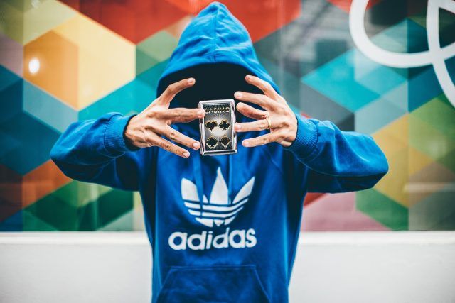 trabajar en adidas