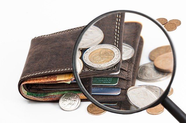 ¿Se puede eliminar el dinero en efectivo en España?