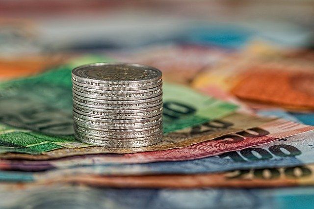 ¿Se puede eliminar el dinero en efectivo en España?