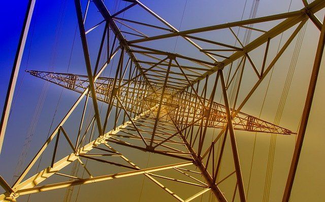 factura de la luz es tan cara en España