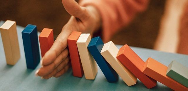 Cómo limitar o frenar los riesgos financieros