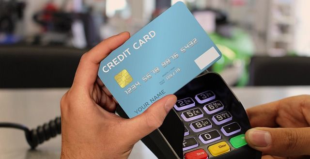 tarjetas de crédito y débito y otros medios de pago que no necesitan de dinero físico